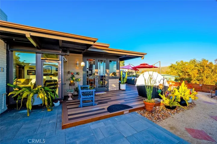 1687 Temple Hills Drive, Laguna Beach, California 92651