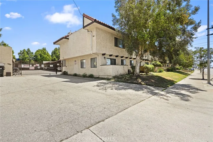 13540 Hubbard Street 21, Sylmar, California 91342