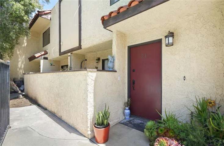 13540 Hubbard Street 21, Sylmar, California 91342
