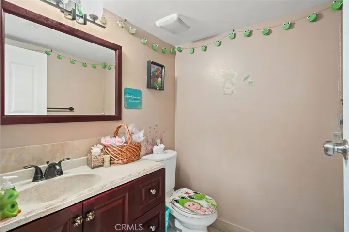13540 Hubbard Street 21, Sylmar, California 91342