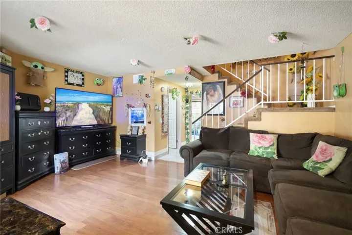13540 Hubbard Street 21, Sylmar, California 91342