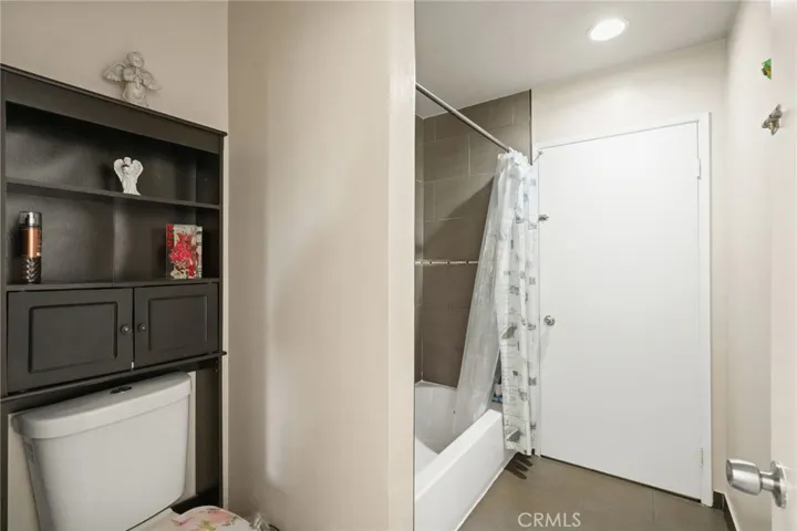 13540 Hubbard Street 21, Sylmar, California 91342