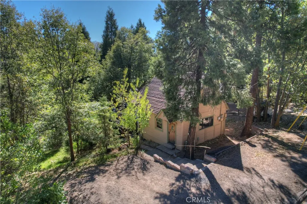 1262 Bear Springs Road, Rimforest, California 92378 home-pic-1
