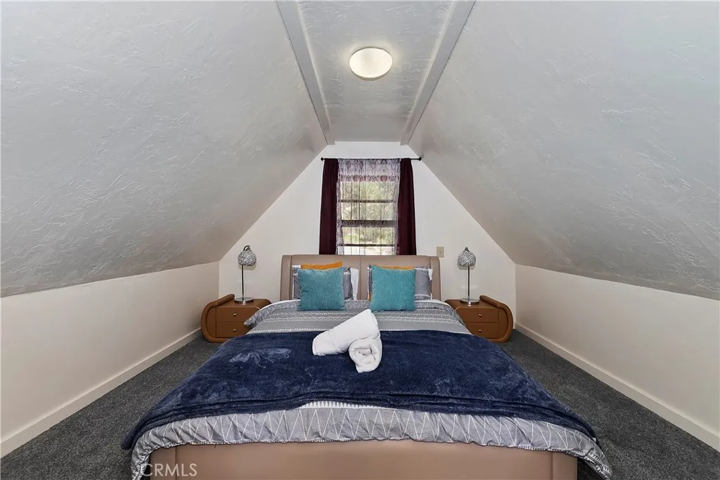 1262 Bear Springs Road, Rimforest, California 92378 home-pic-21