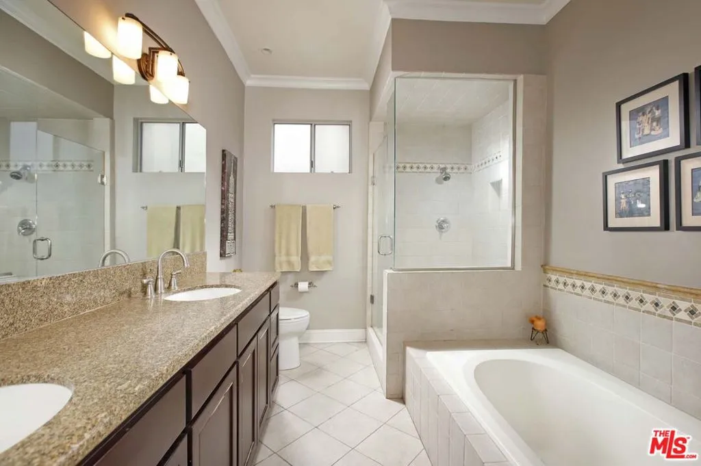 100 S Wetherly Drive 4, Los Angeles, California 90048 home-pic-18