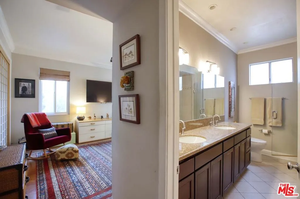 100 S Wetherly Drive 4, Los Angeles, California 90048 home-pic-17