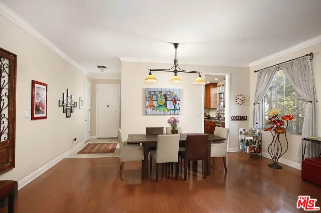 100 S Wetherly Drive 4, Los Angeles, California 90048 home-pic-6