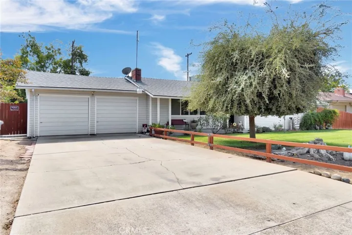 27256 Parkwood, Madera, California 93637
