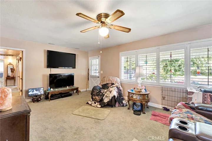 27256 Parkwood, Madera, California 93637