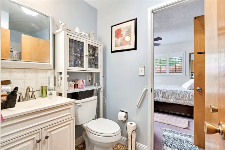 27256 Parkwood, Madera, California 93637