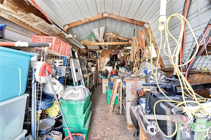 27256 Parkwood, Madera, California 93637