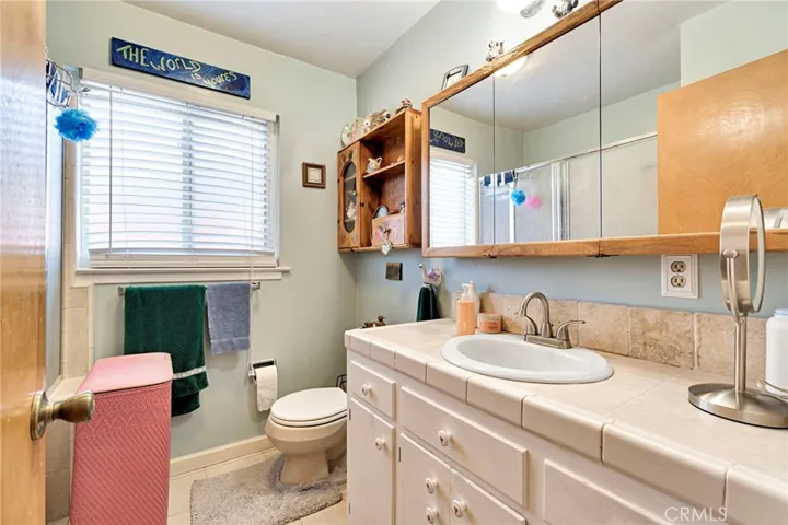 27256 Parkwood, Madera, California 93637