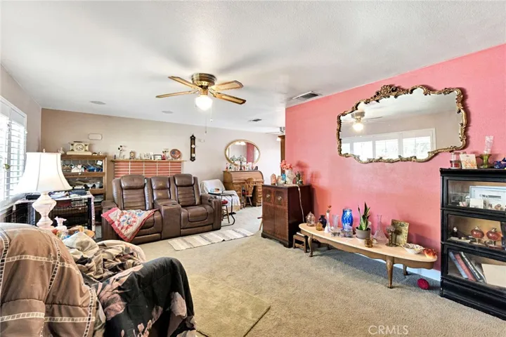 27256 Parkwood, Madera, California 93637
