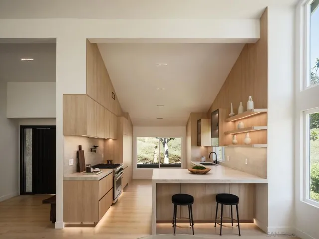 2163 Caminito Circulo Norte, La Jolla, California 92037