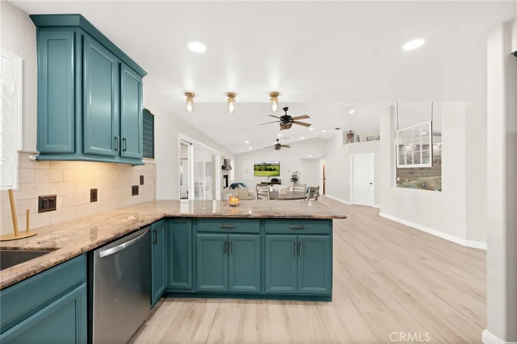 31930 31930 Via Del Senor, Homeland, California 92548 home-pic-31