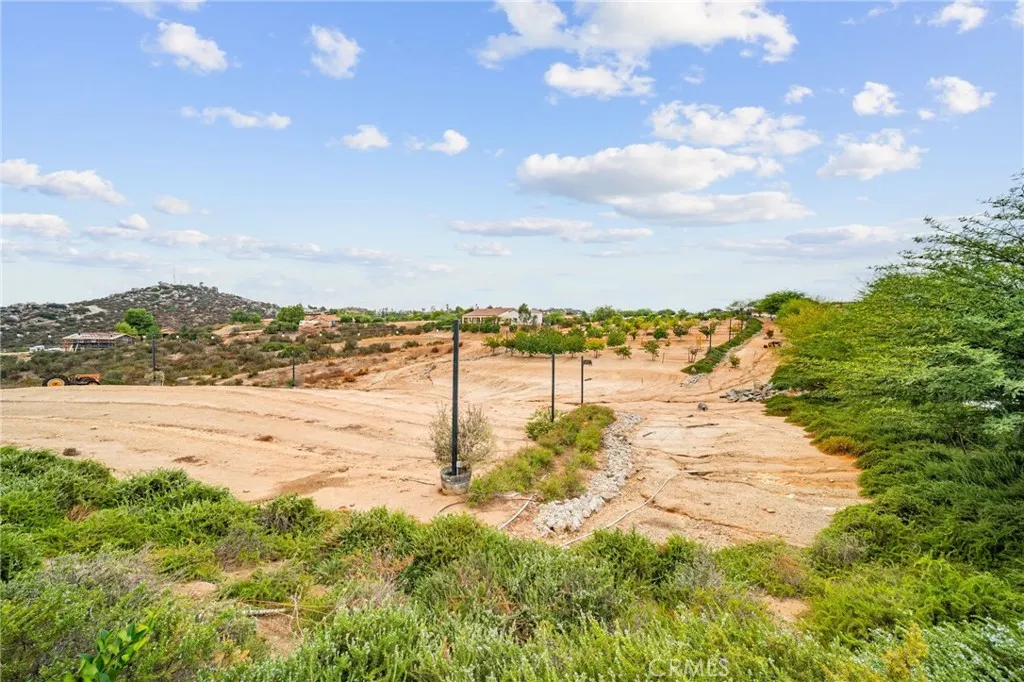 31930 31930 Via Del Senor, Homeland, California 92548 home-pic-8