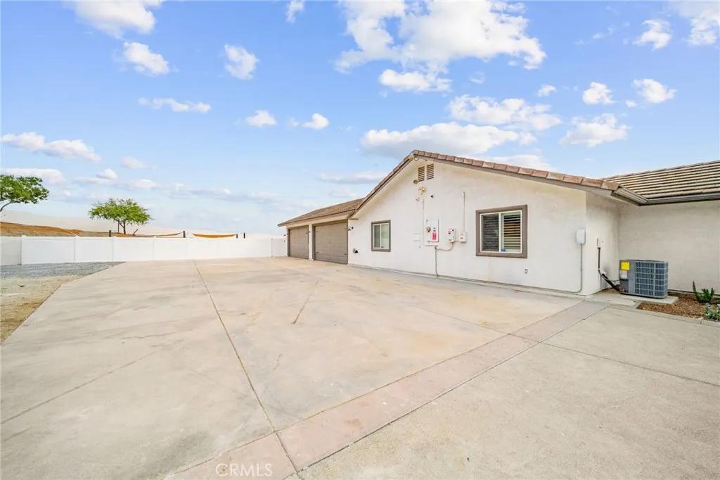 31930 31930 Via Del Senor, Homeland, California 92548 home-pic-67
