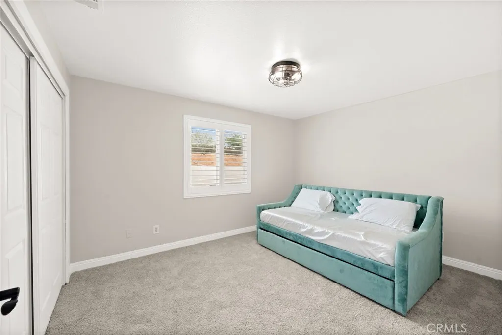 31930 31930 Via Del Senor, Homeland, California 92548 home-pic-47