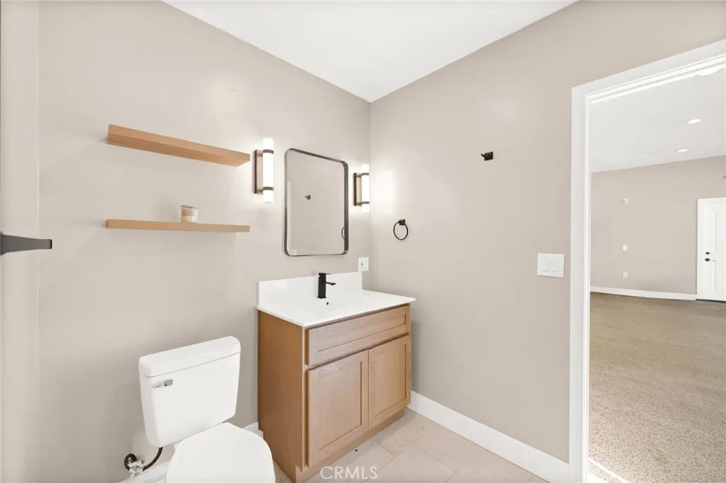 31930 31930 Via Del Senor, Homeland, California 92548 home-pic-60