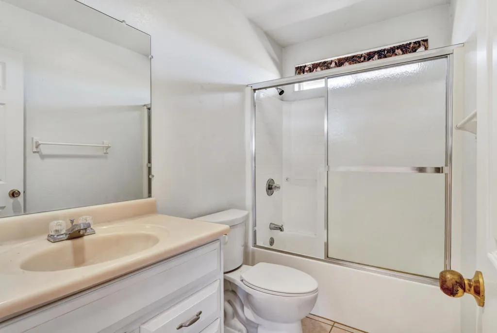 3230 Balsa Avenue, Yucca Valley, California 92284 home-pic-27