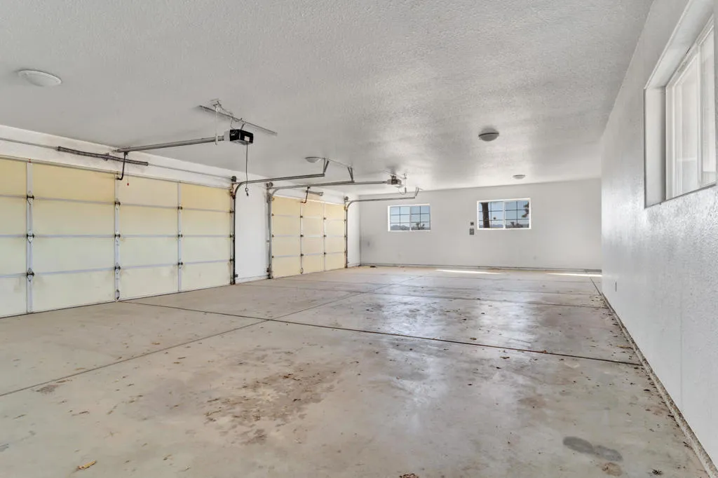 3230 Balsa Avenue, Yucca Valley, California 92284 home-pic-25