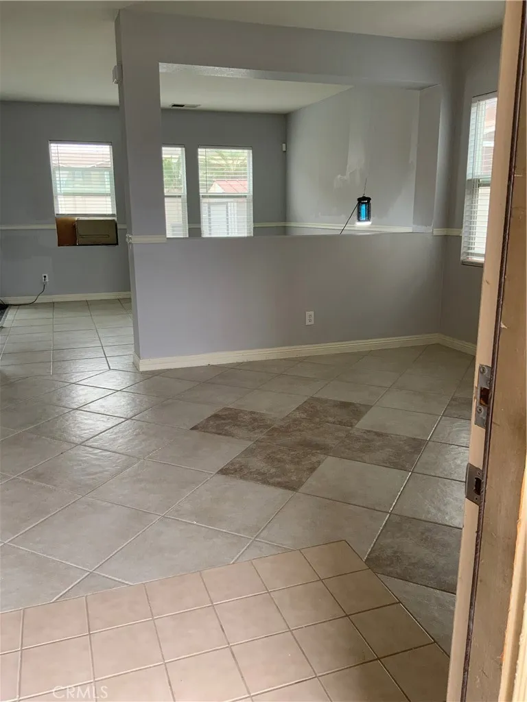 914 Sparrow Way, Perris, California 92571 home-pic-17
