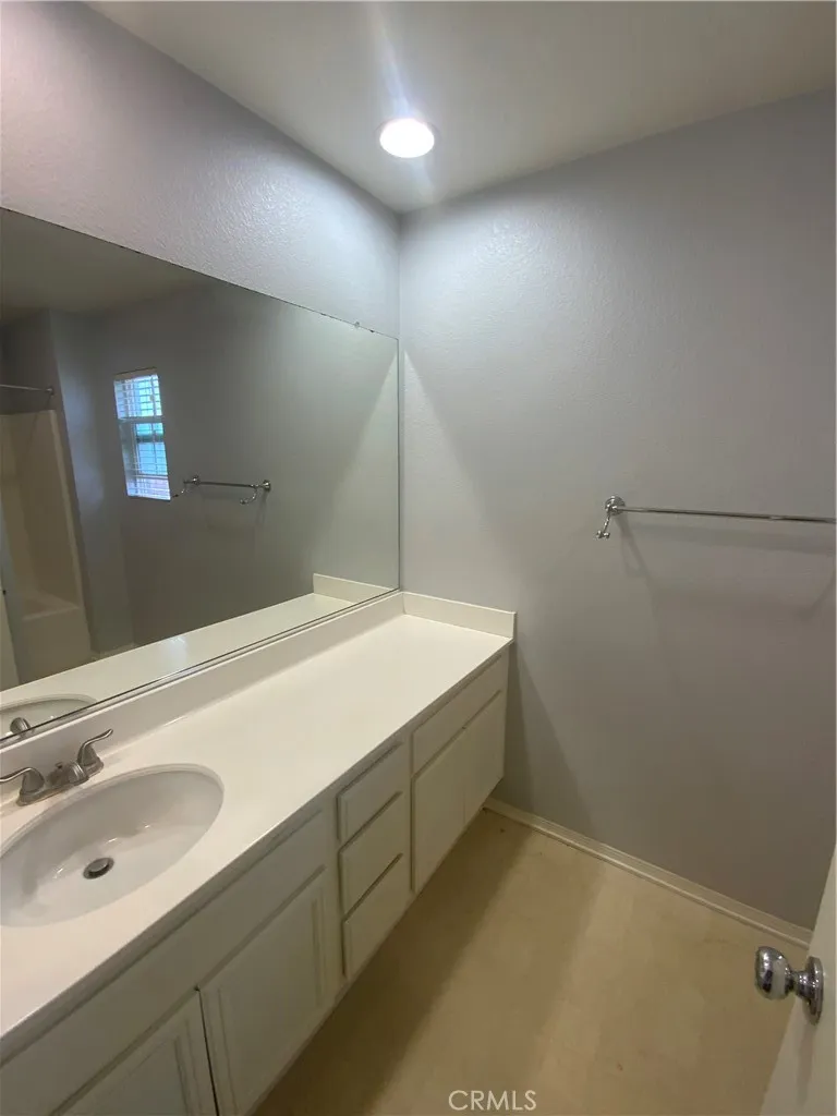 914 Sparrow Way, Perris, California 92571 home-pic-14