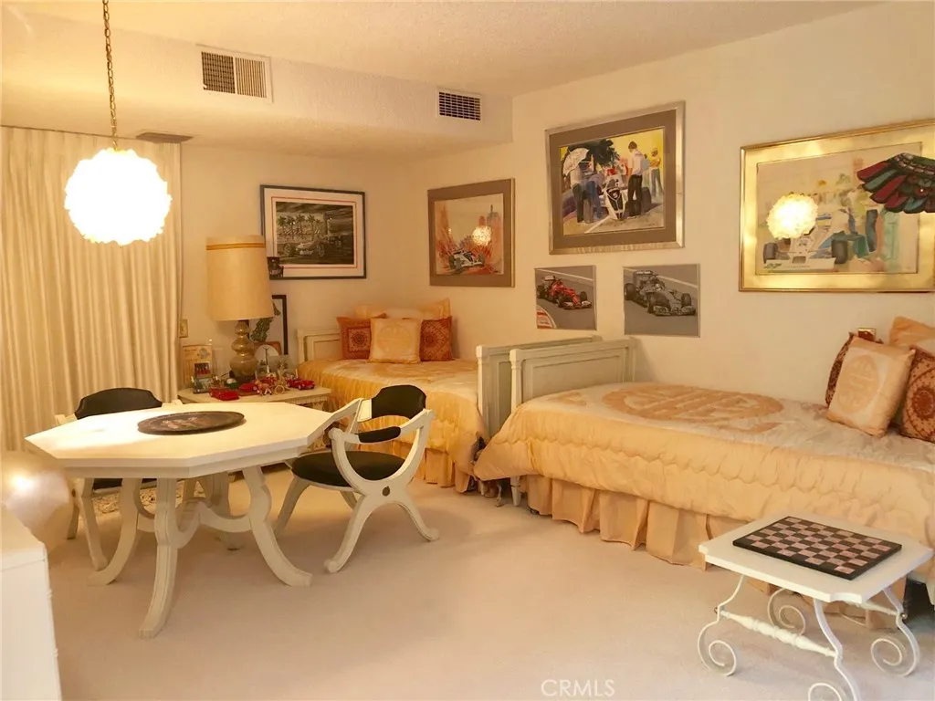 300 S Patencio Road, Palm Springs, California 92262 home-pic-31