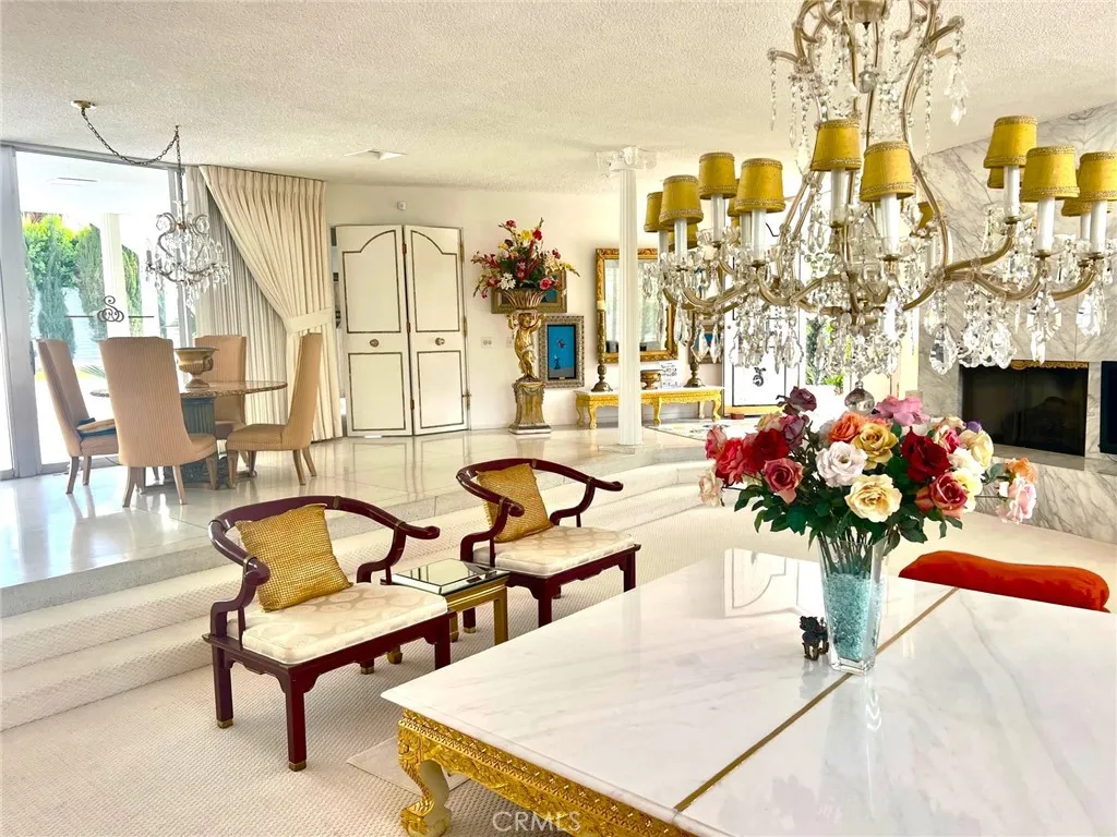 300 S Patencio Road, Palm Springs, California 92262 home-pic-14