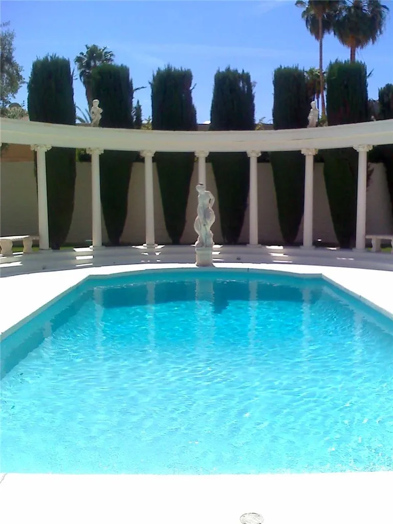 300 S Patencio Road, Palm Springs, California 92262 home-pic-34