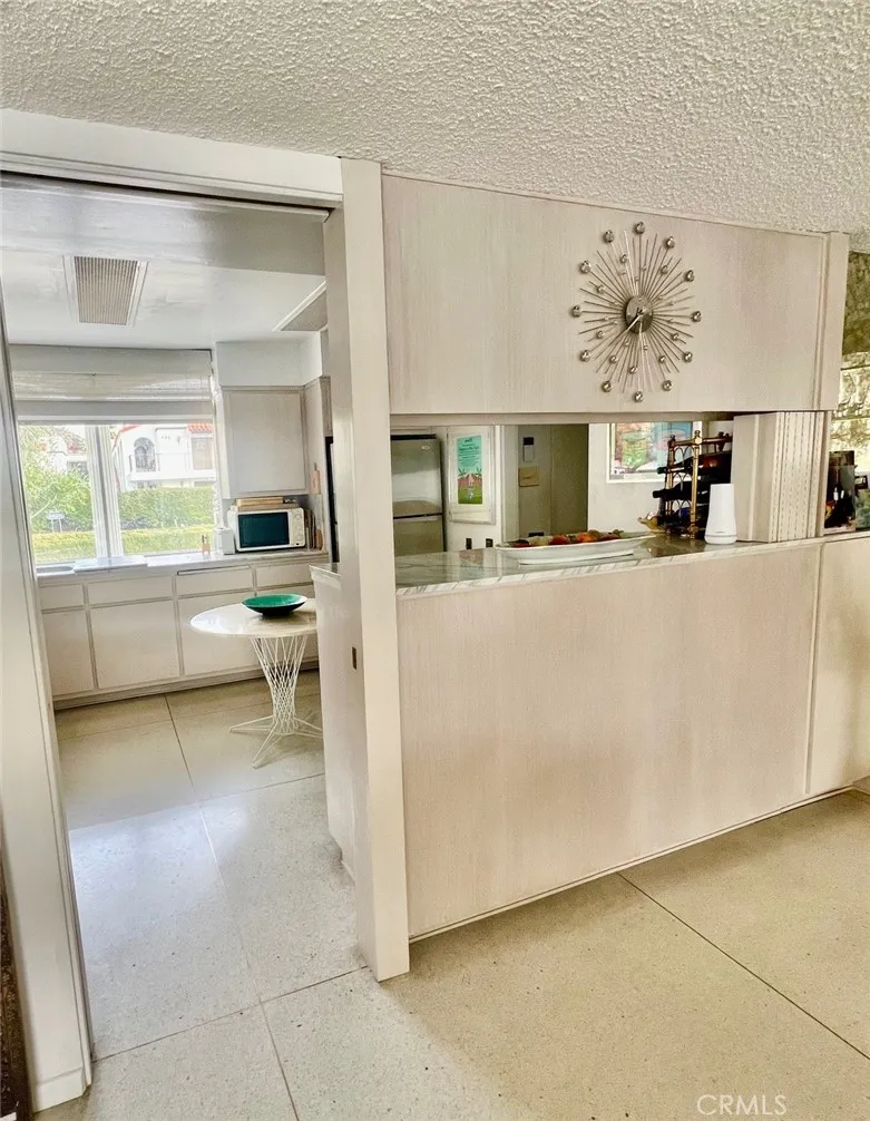 300 S Patencio Road, Palm Springs, California 92262 home-pic-20