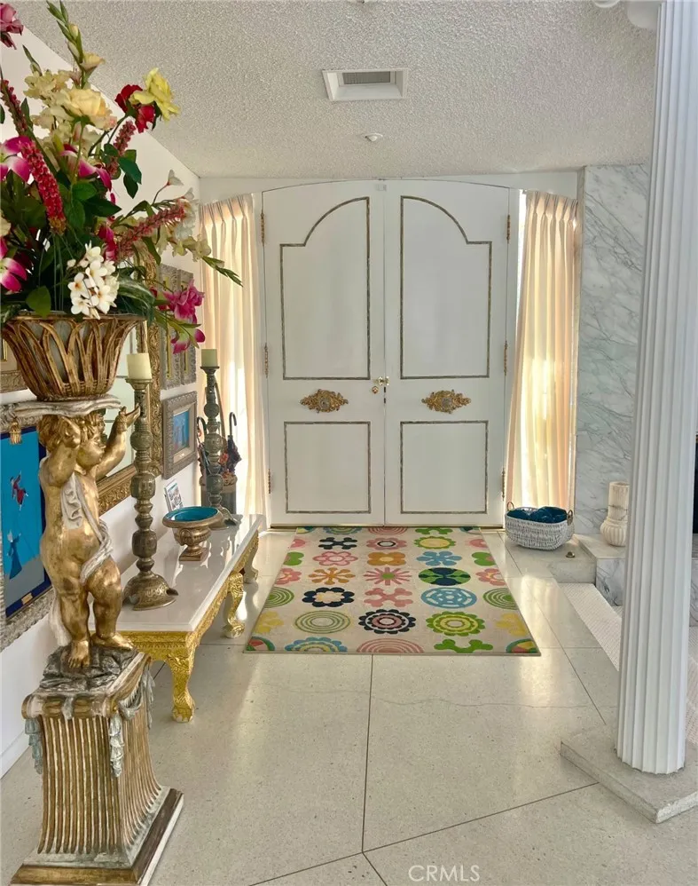 300 S Patencio Road, Palm Springs, California 92262 home-pic-9