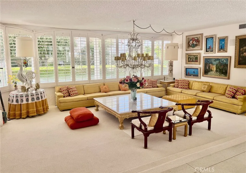 300 S Patencio Road, Palm Springs, California 92262 home-pic-11