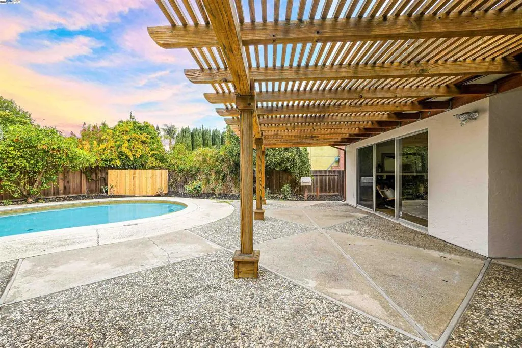 817 Cheyenne Dr, Walnut Creek, California 94598 home-pic-32