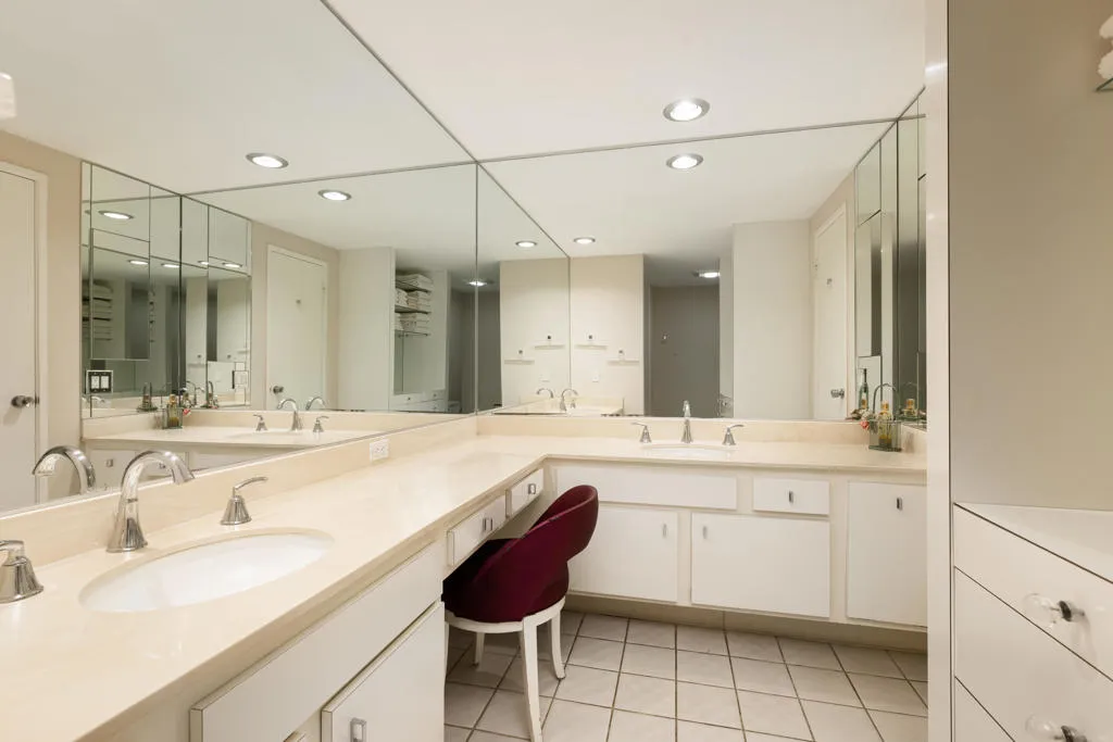 DI Primary Bathroom