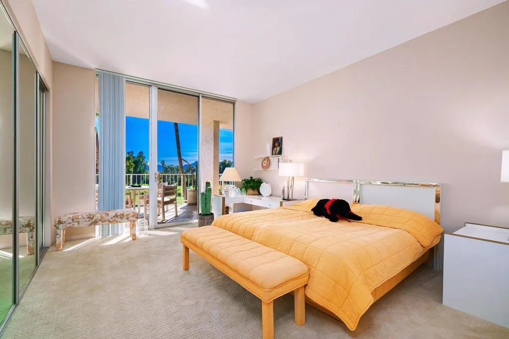 Guest Bedroom Suite