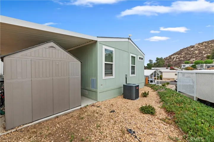1536 S State St 144, Hemet, California 92543