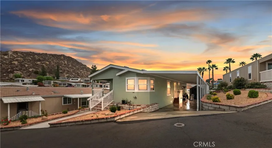 1536 S State St 144, Hemet, California 92543
