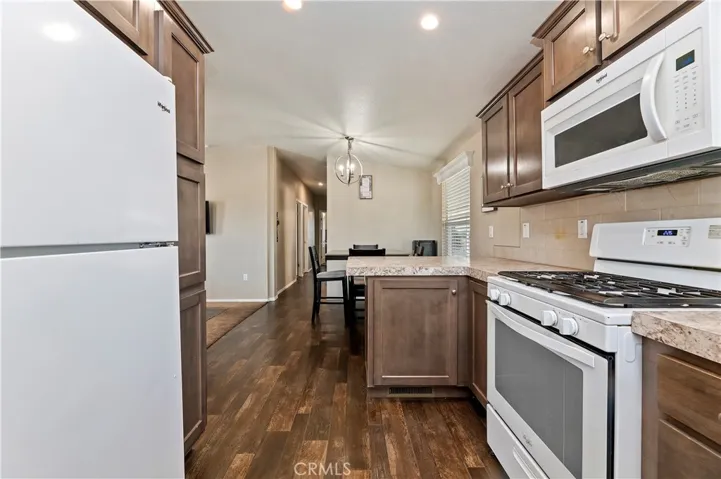 1536 S State St 144, Hemet, California 92543