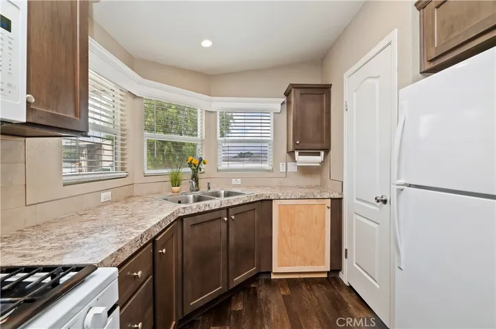 1536 S State St 144, Hemet, California 92543
