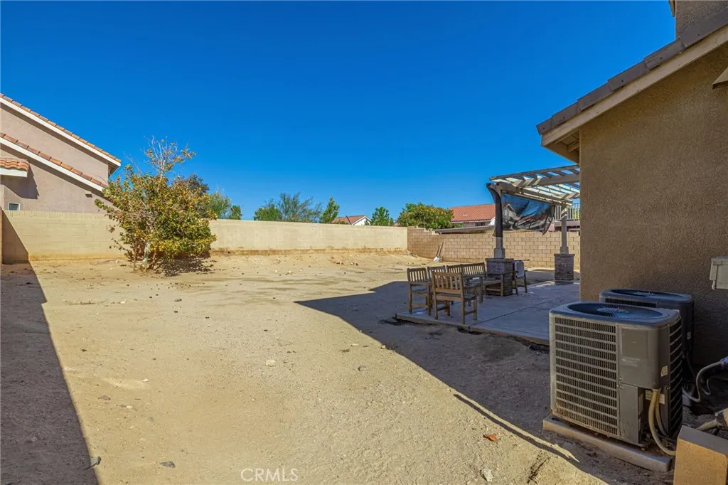 37137 Firethorn Street, Palmdale, California 93550 home-pic-45