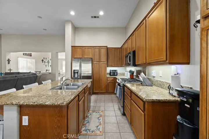 42532 Marsuerite Way, Lancaster, California 93536