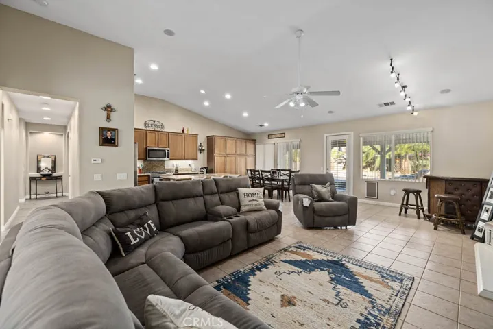 42532 Marsuerite Way, Lancaster, California 93536