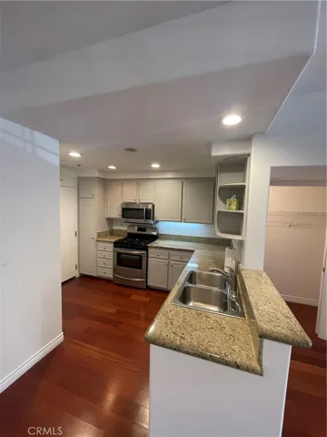 1104 Solvay Aisle, Irvine, California 92606