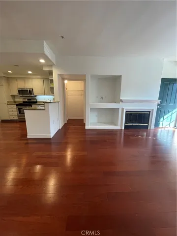 1104 Solvay Aisle, Irvine, California 92606
