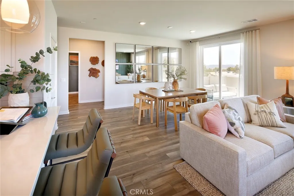 36144 Jaden Avenue 2602, Murrieta, California 92563 home-pic-13
