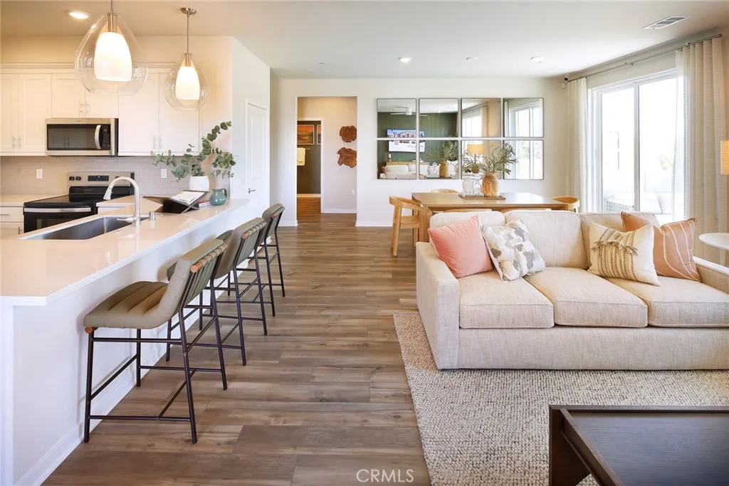 36144 Jaden Avenue 2602, Murrieta, California 92563 home-pic-17