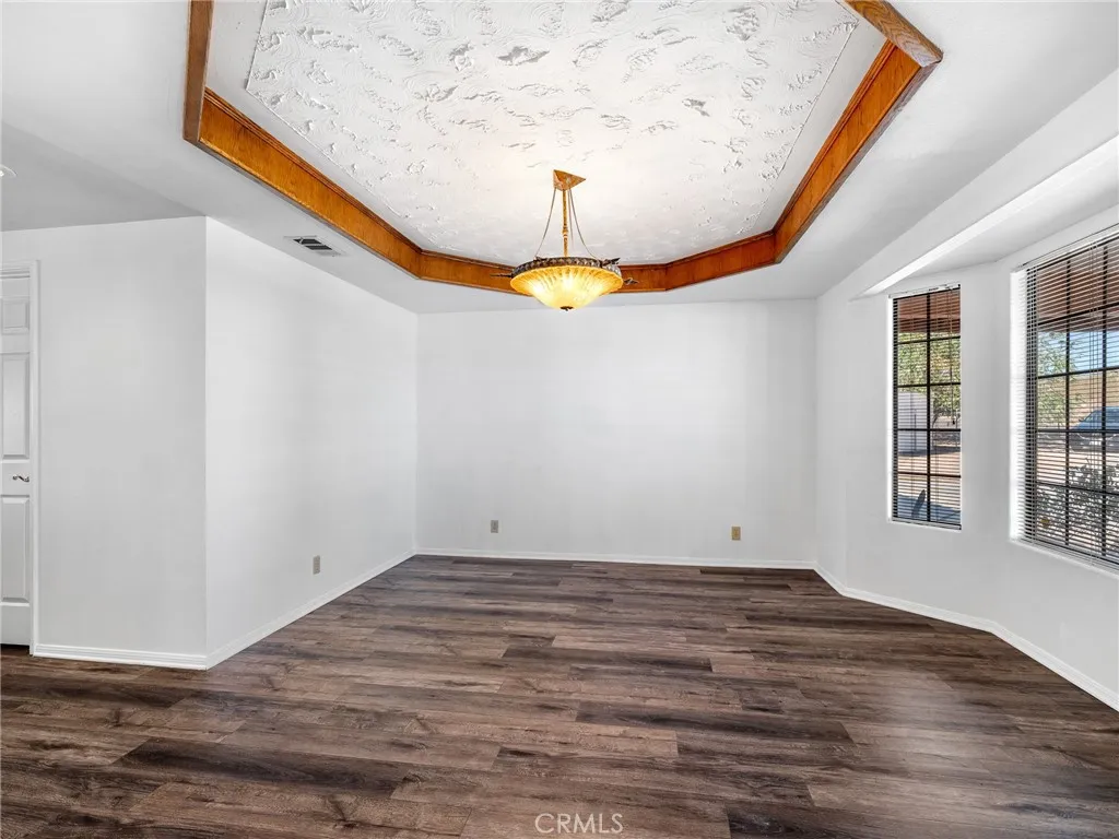 19030 19030 Lenca, Apple Valley, California 92307 home-pic-14
