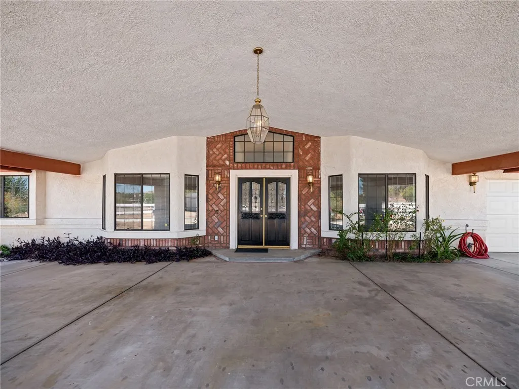 19030 19030 Lenca, Apple Valley, California 92307 home-pic-11