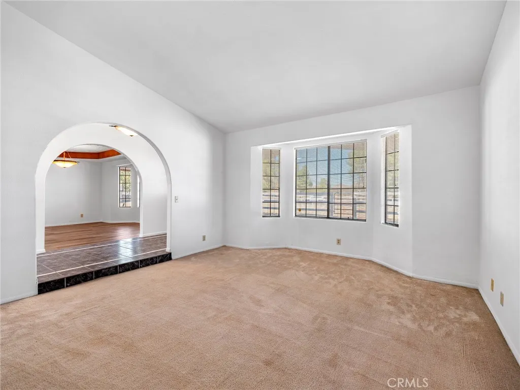 19030 19030 Lenca, Apple Valley, California 92307 home-pic-16